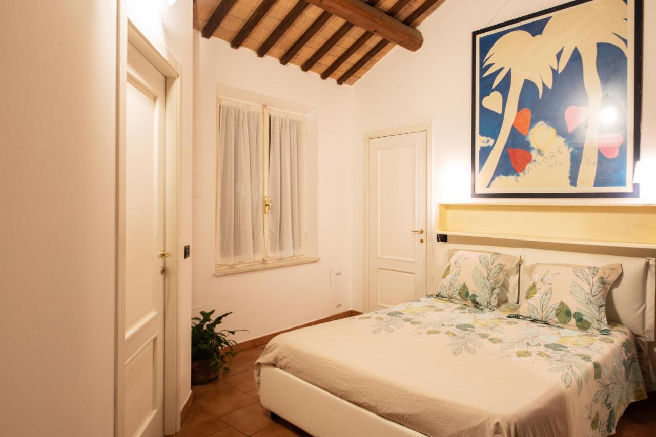 Corte Degli Estensi, Romantica Mansardina Феррара Экстерьер фото